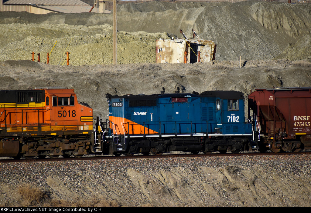 SVGX 7102